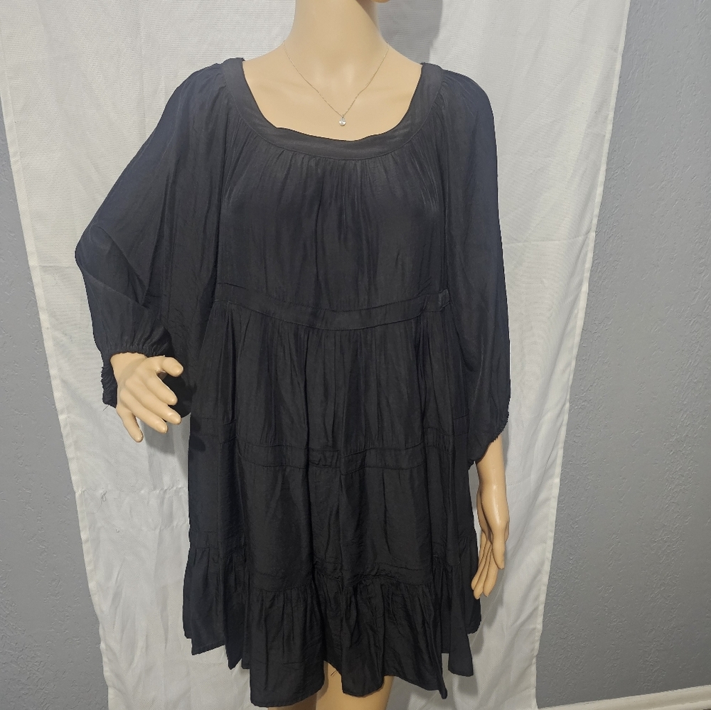 Chic Black Flowy Dress